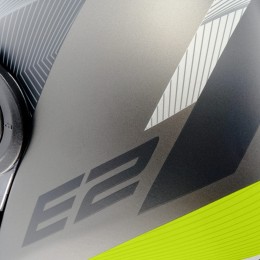 Schuberth E2 Defender Шлем